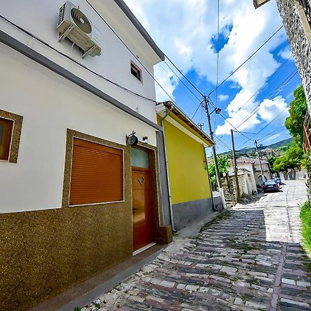 The Old Town Clock Otel Gjirokastër Dış mekan fotoğraf